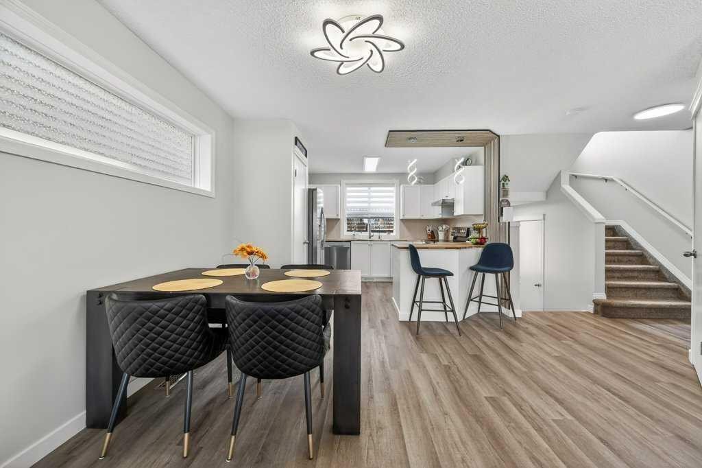 370 Prestwick Circle Se, Calgary, AB - Indoor Photo Showing Dining Room