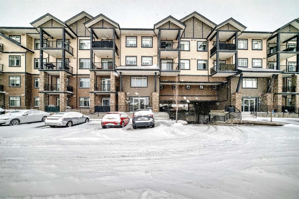 101-117 Copperpond Common Se, Calgary, AB - Outdoor With Facade