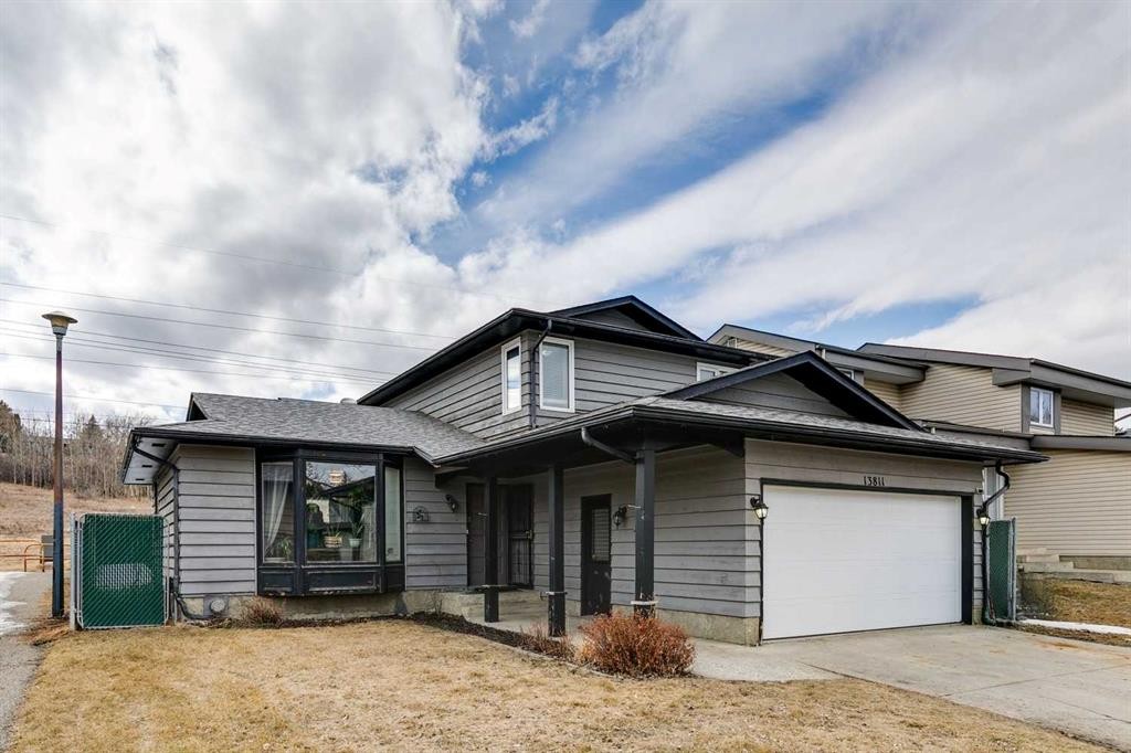 13811 Deer Run Boulevard Se, Calgary, AB - Outdoor
