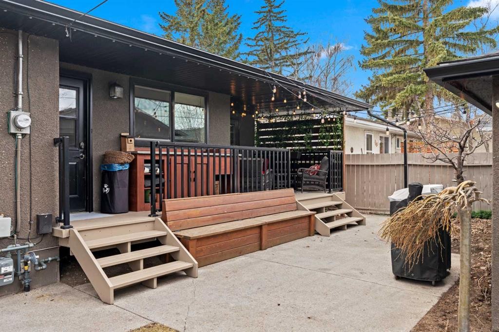 10311 Wapiti Drive Se, Calgary, AB - Outdoor With Deck Patio Veranda