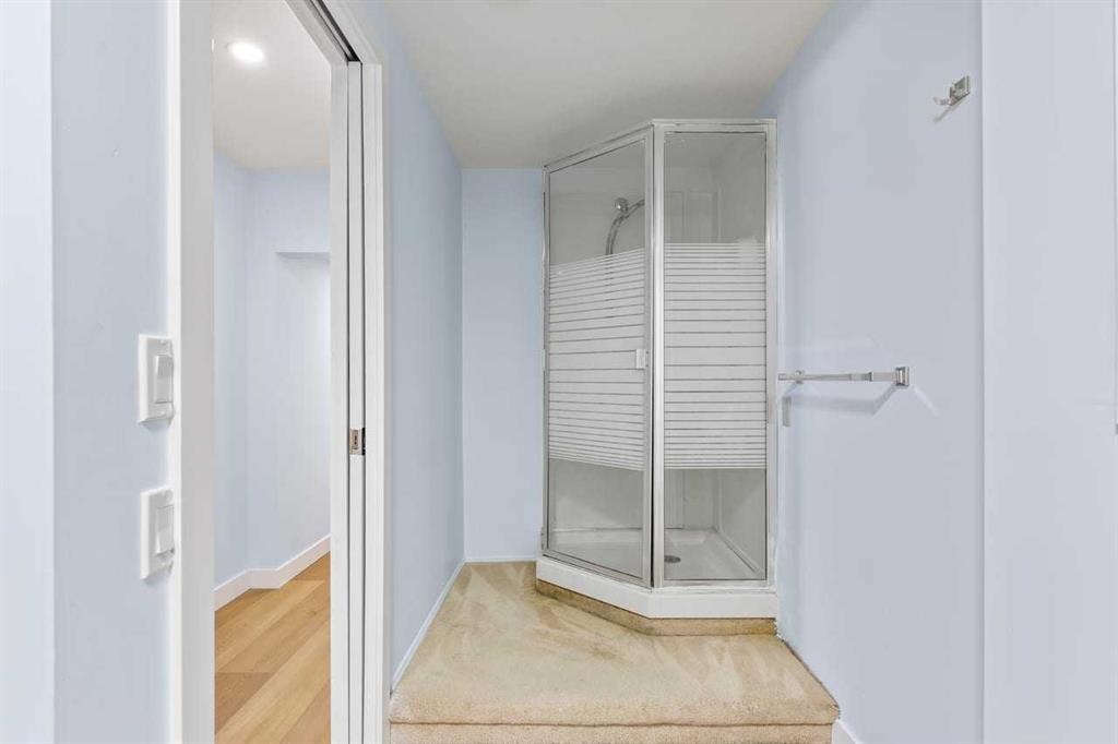 55 Whitehaven Crescent Ne, Calgary, AB - Indoor