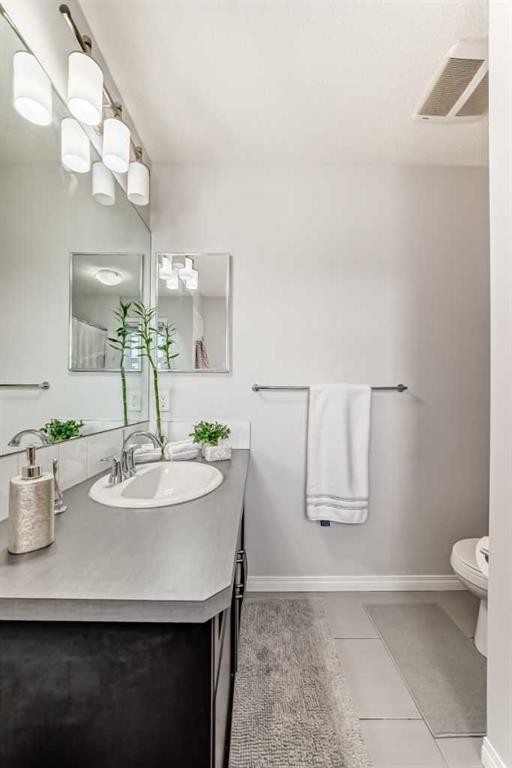 289 Auburn Meadows Place Se, Calgary, AB - Indoor Photo Showing Bathroom