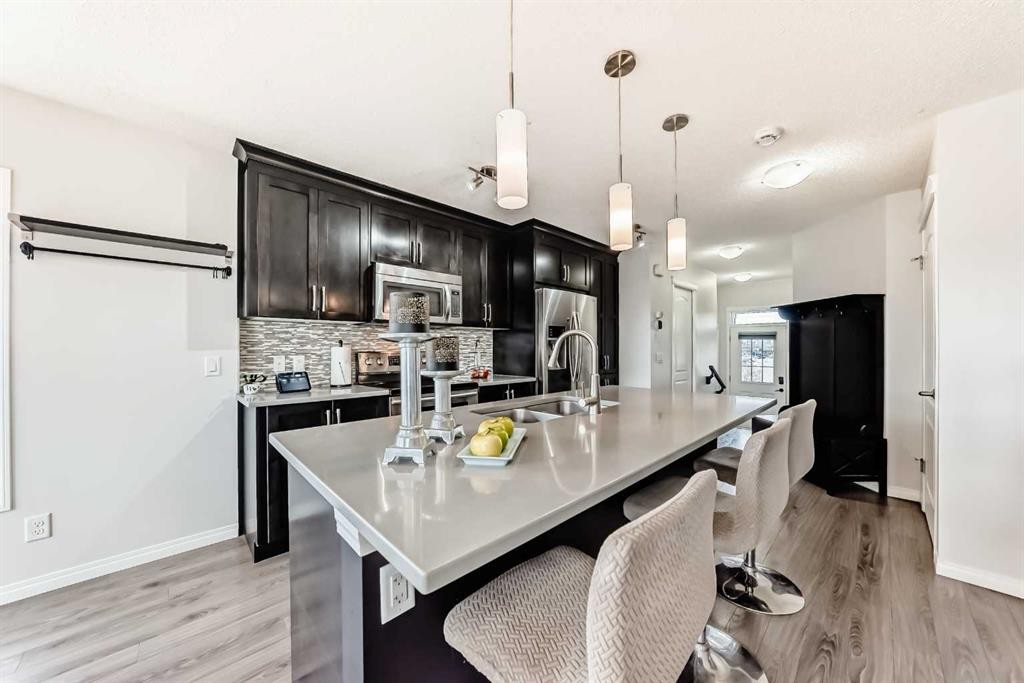 289 Auburn Meadows Place Se, Calgary, AB - Indoor Photo Showing Kitchen With Double Sink With Upgraded Kitchen