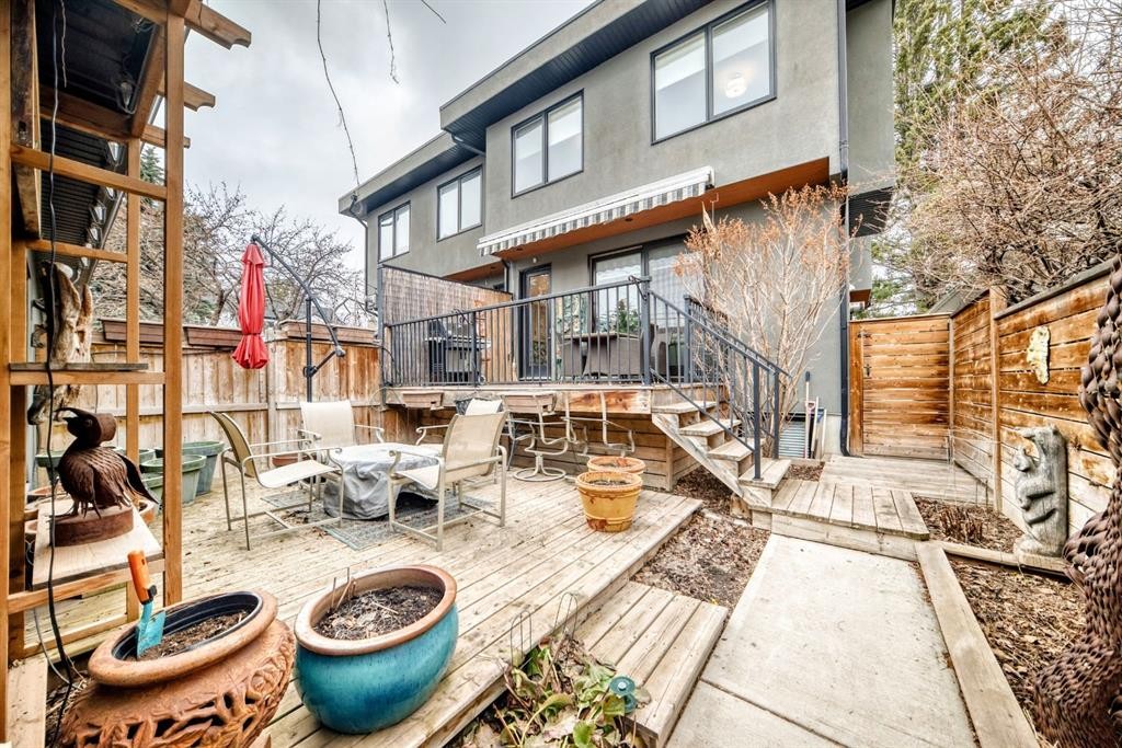 3705 2 Avenue Sw, Calgary, AB - Outdoor With Deck Patio Veranda With Exterior