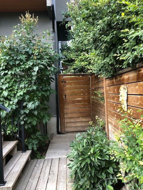 3705 2 Avenue Sw, Calgary, AB - Outdoor