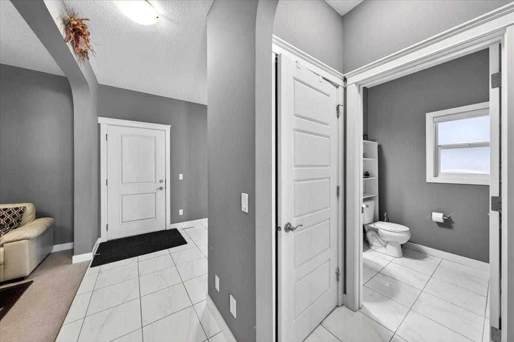 72 Redstone Drive Ne, Calgary, AB - Indoor