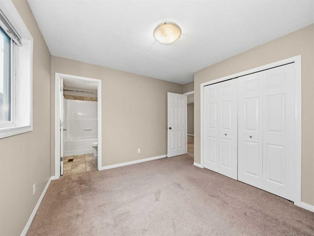 32 Panatella Parade Nw, Calgary, AB - Indoor