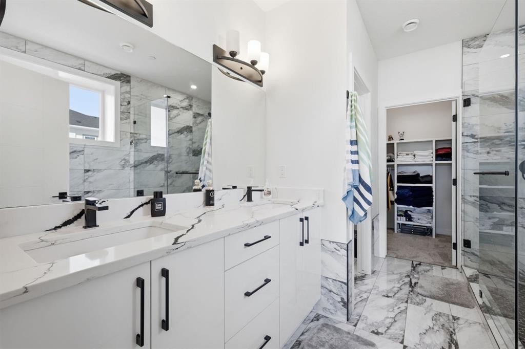 31 St. Andrews Close, Lyalta, AB - Indoor
