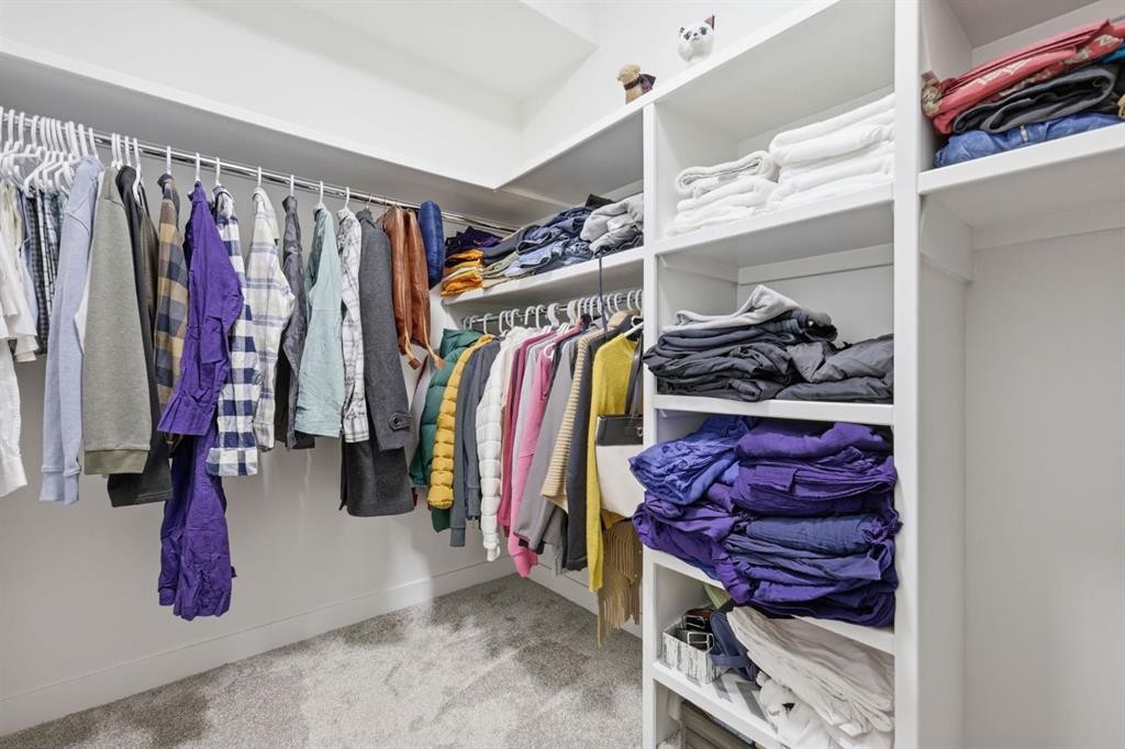 31 St. Andrews Close, Lyalta, AB - Indoor With Storage
