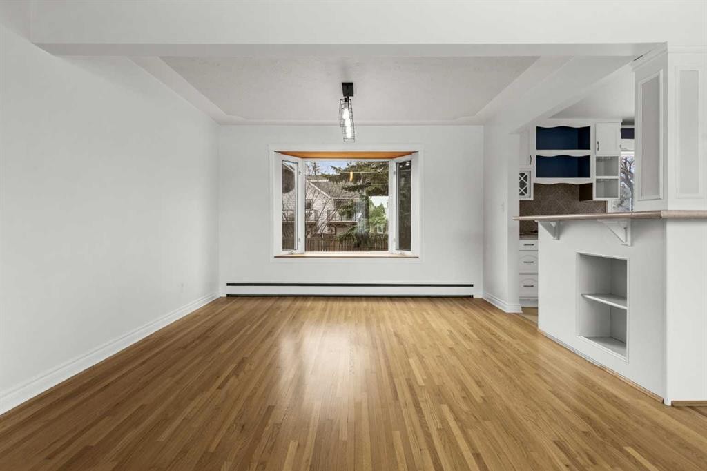 67 Hooke Road Sw, Calgary, AB - Indoor Photo Showing Living Room