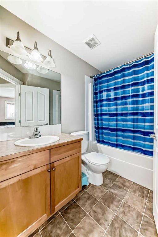 11-2002 22 Avenue, Bowden, AB