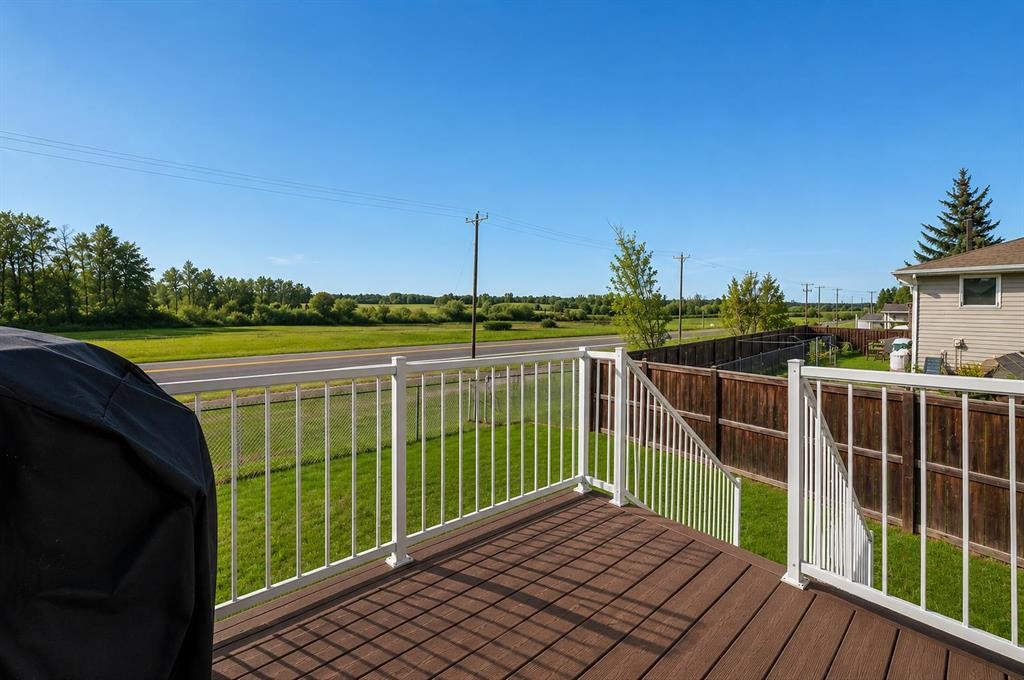11-2002 22 Avenue, Bowden, AB