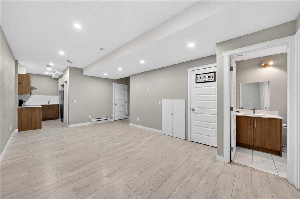 168 Corner Meadows Way Ne, Calgary, AB - Indoor