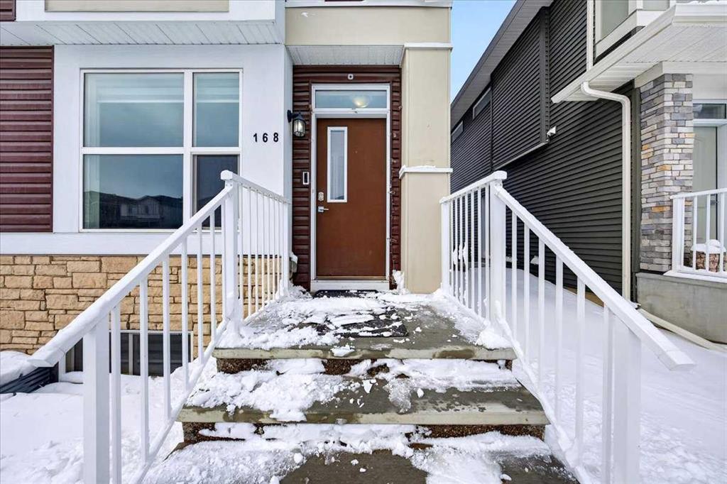 168 Corner Meadows Way Ne, Calgary, AB - Outdoor
