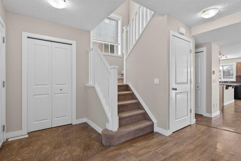 43 Sage Hill Way Nw, Calgary, AB - Indoor Photo Showing Other Room