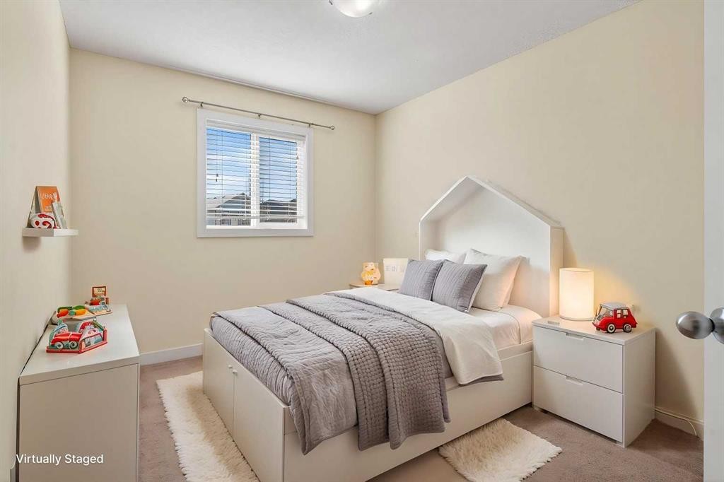 43 Sage Hill Way Nw, Calgary, AB - Indoor Photo Showing Bedroom