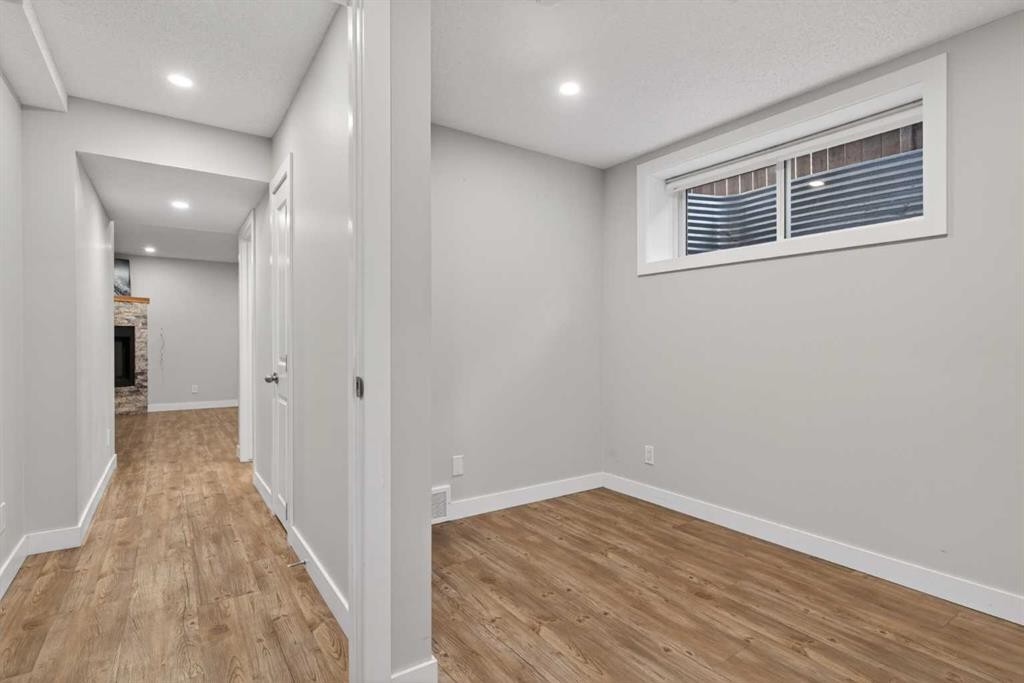 43 Sage Hill Way Nw, Calgary, AB - Indoor Photo Showing Other Room