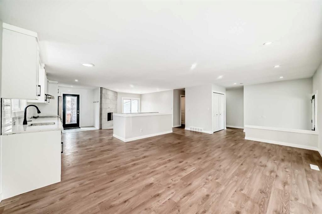 5173 Whitestone Road Ne, Calgary, AB - Indoor