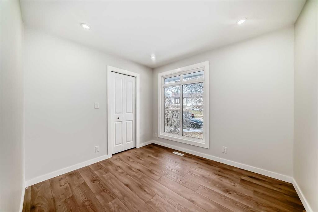 5173 Whitestone Road Ne, Calgary, AB - Indoor Photo Showing Other Room