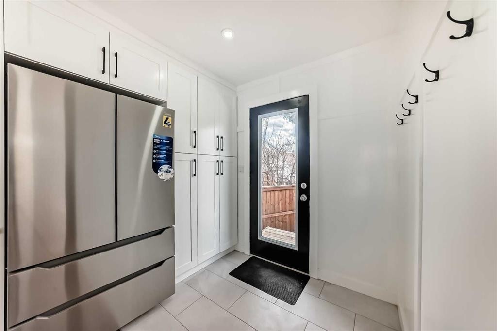 5173 Whitestone Road Ne, Calgary, AB - Indoor