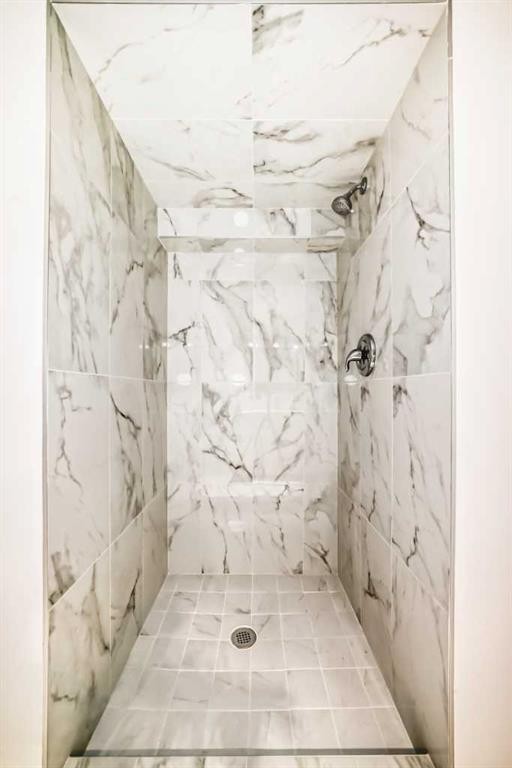 5173 Whitestone Road Ne, Calgary, AB - Indoor Photo Showing Other Room