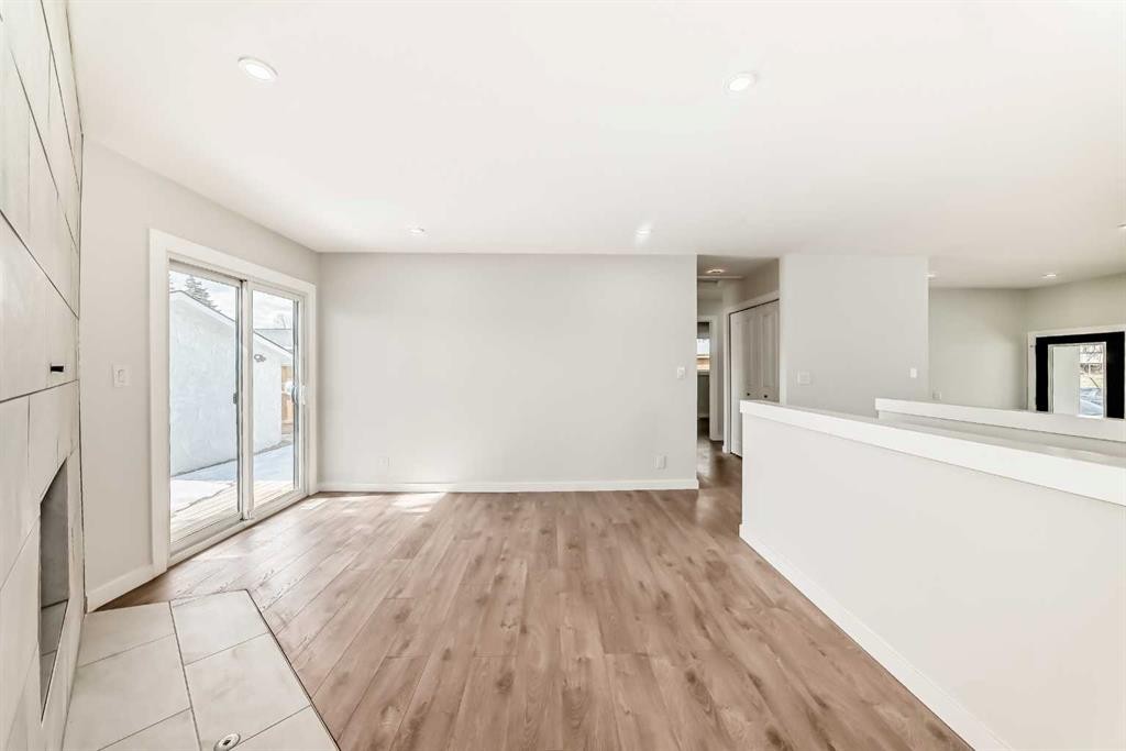 5173 Whitestone Road Ne, Calgary, AB - Indoor Photo Showing Other Room