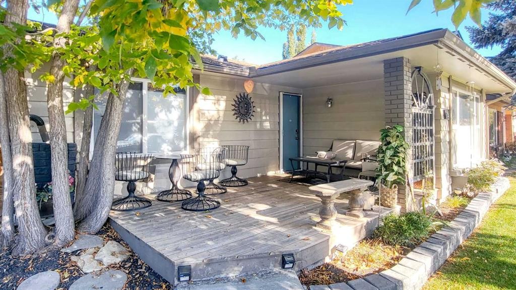 64 Midglen Drive Se, Calgary, AB - Outdoor