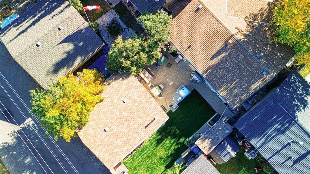 64 Midglen Drive Se, Calgary, AB - Outdoor