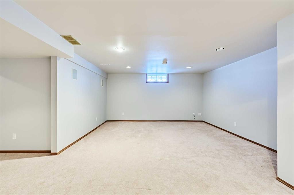 103 Pump Hill Road Sw, Calgary, AB - Indoor