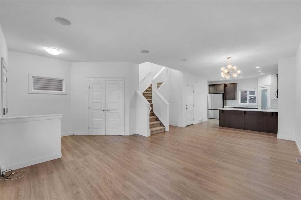 9 Redstone Common Ne, Calgary, AB - Indoor