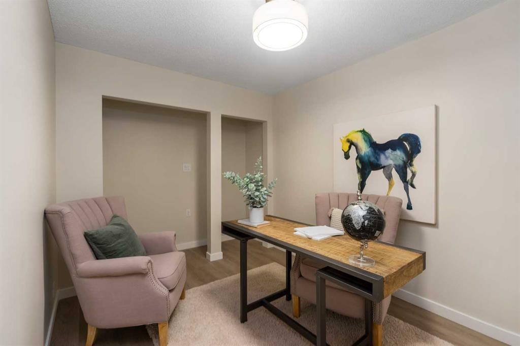 487 Arlington Drive Se, Calgary, AB - Indoor