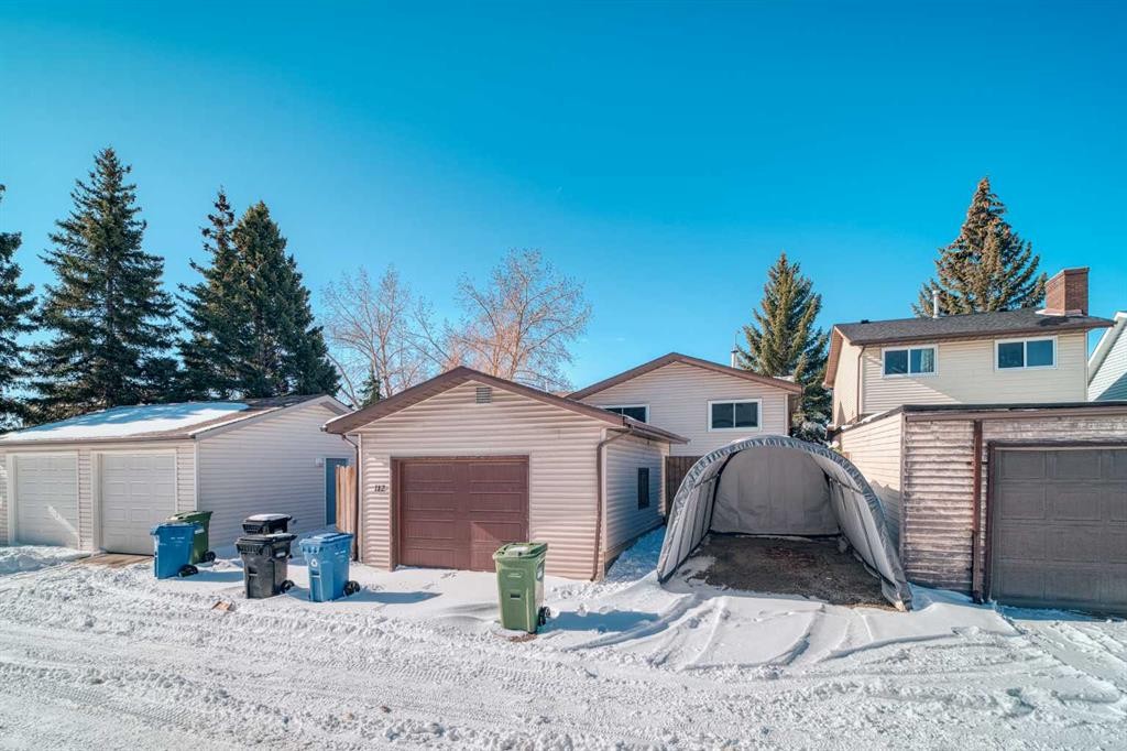 112 Edgedale Way, Calgary, AB - Outdoor