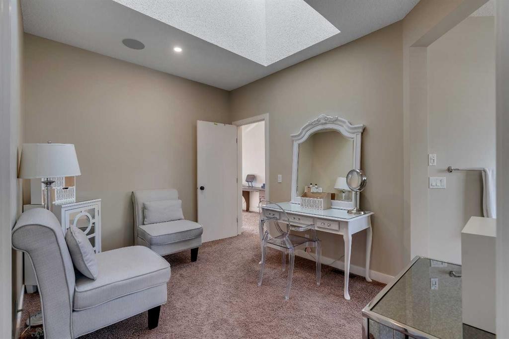 287 Sunset View, Cochrane, AB - Indoor