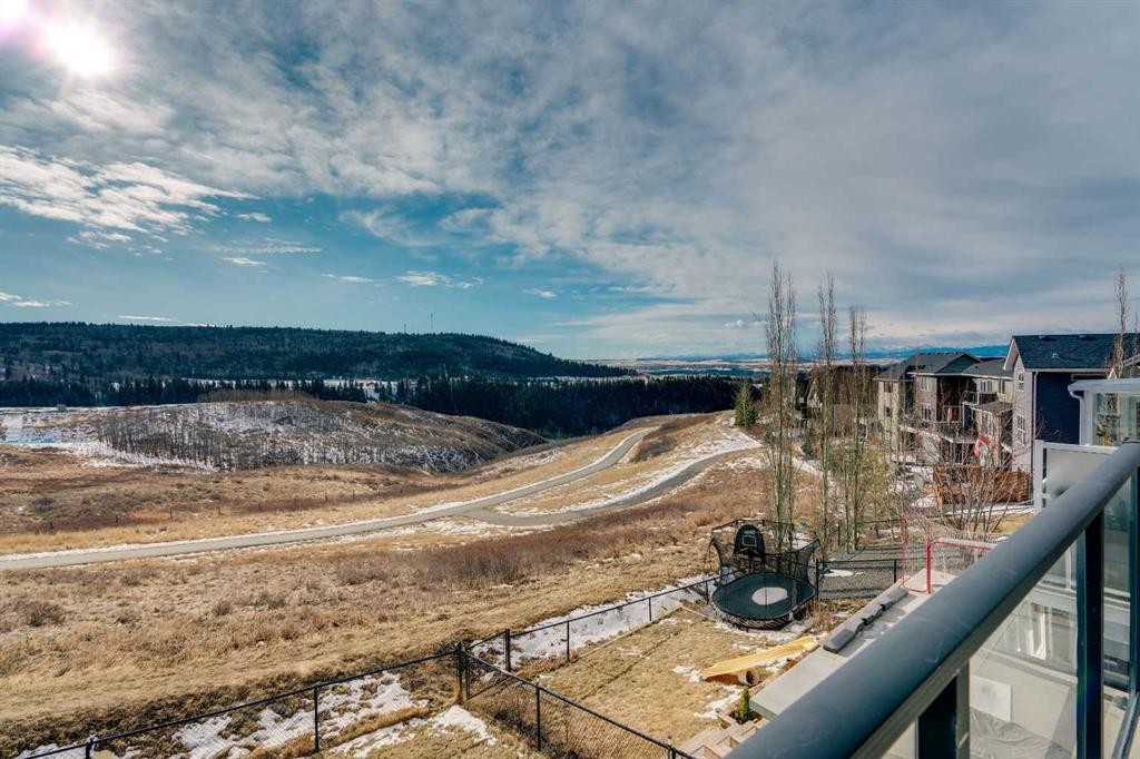287 Sunset View, Cochrane, AB - Outdoor With View