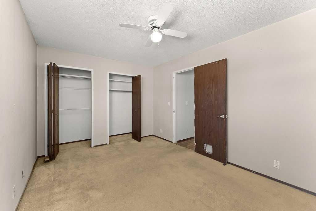 56-5520 1 Avenue Se, Calgary, AB - Indoor Photo Showing Other Room