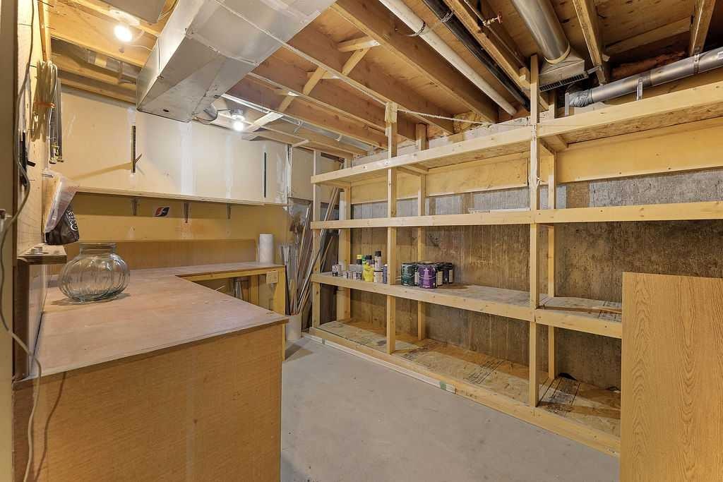 56-5520 1 Avenue Se, Calgary, AB - Indoor