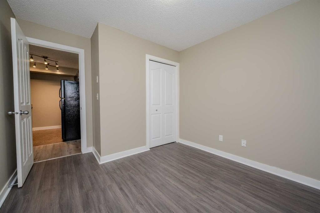 309-355 Taralake Way Ne, Calgary, AB - Indoor Photo Showing Other Room
