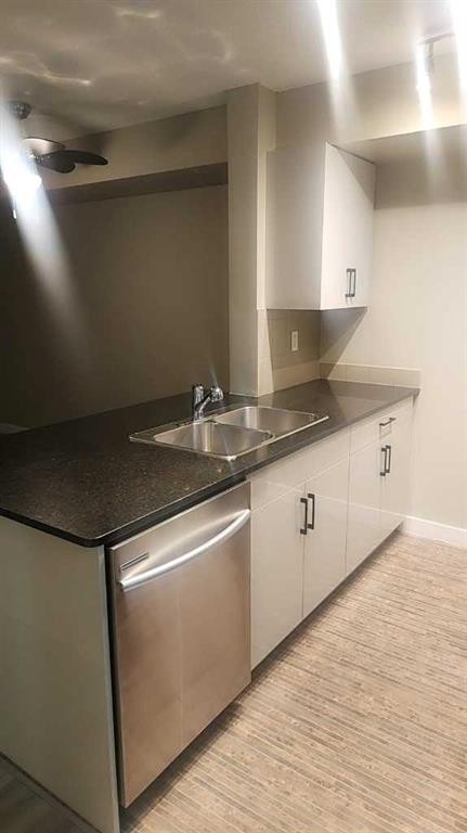 309-355 Taralake Way Ne, Calgary, AB - Indoor Photo Showing Kitchen