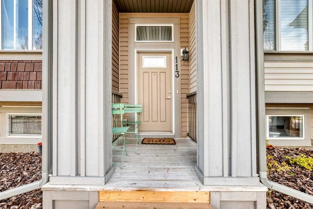 113 Copperpond Row Se, Calgary, AB - With Exterior