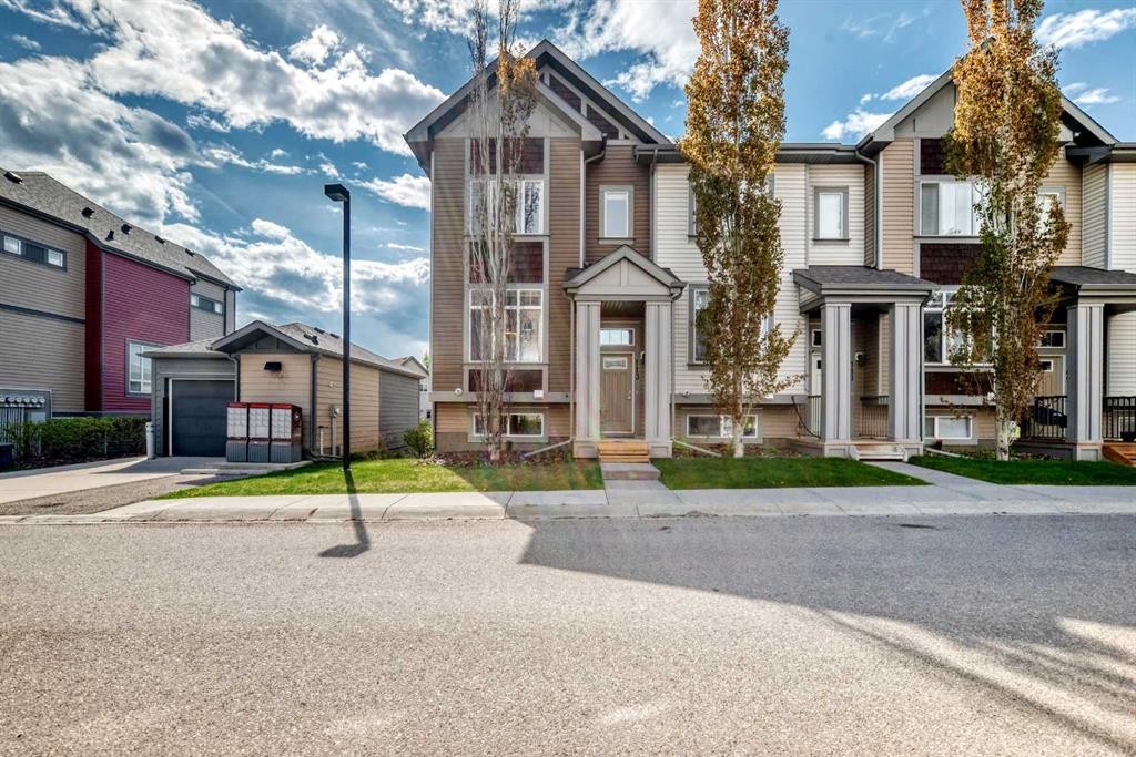 113 Copperpond Row Se, Calgary, AB - Outdoor With Facade