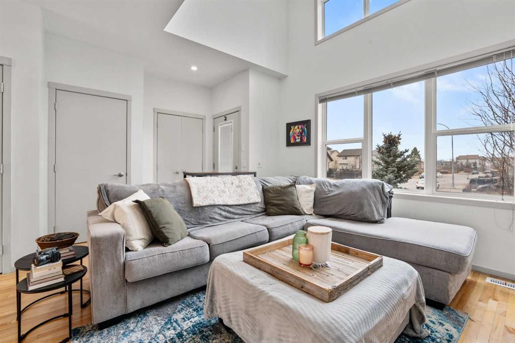 278 Copperstone Circle Se, Calgary, AB - Indoor Photo Showing Living Room