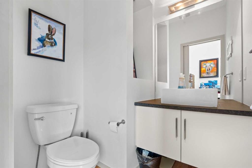 278 Copperstone Circle Se, Calgary, AB - Indoor Photo Showing Bathroom