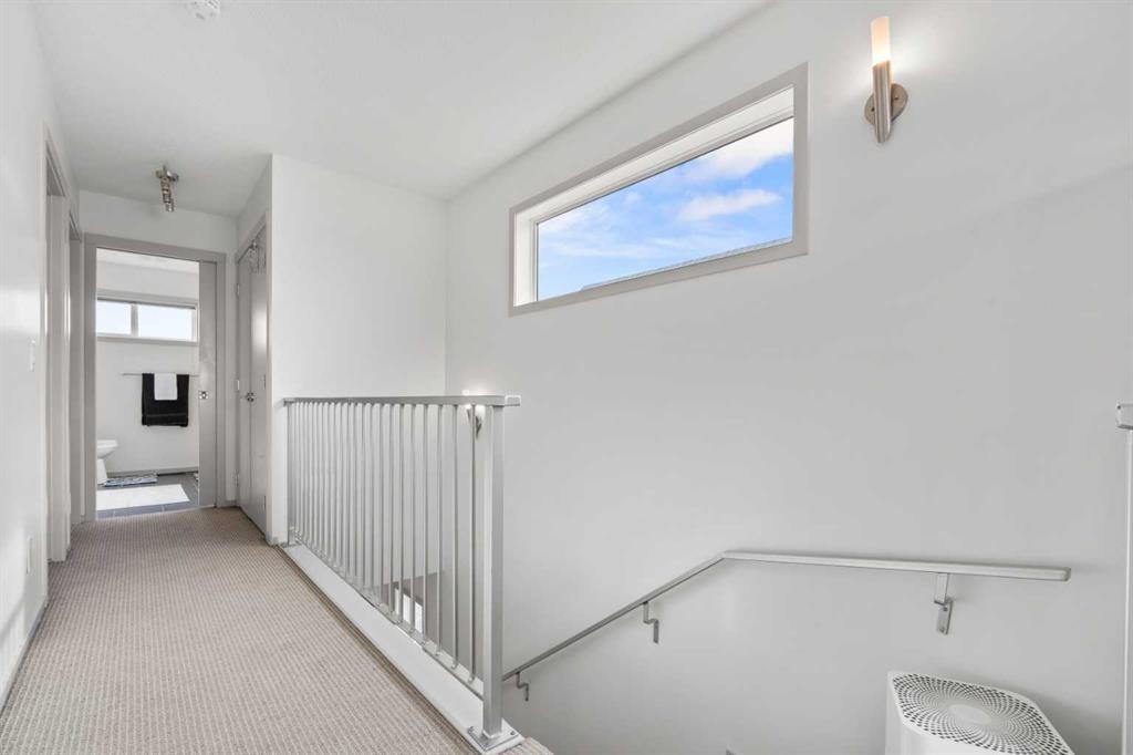 278 Copperstone Circle Se, Calgary, AB - Indoor Photo Showing Other Room