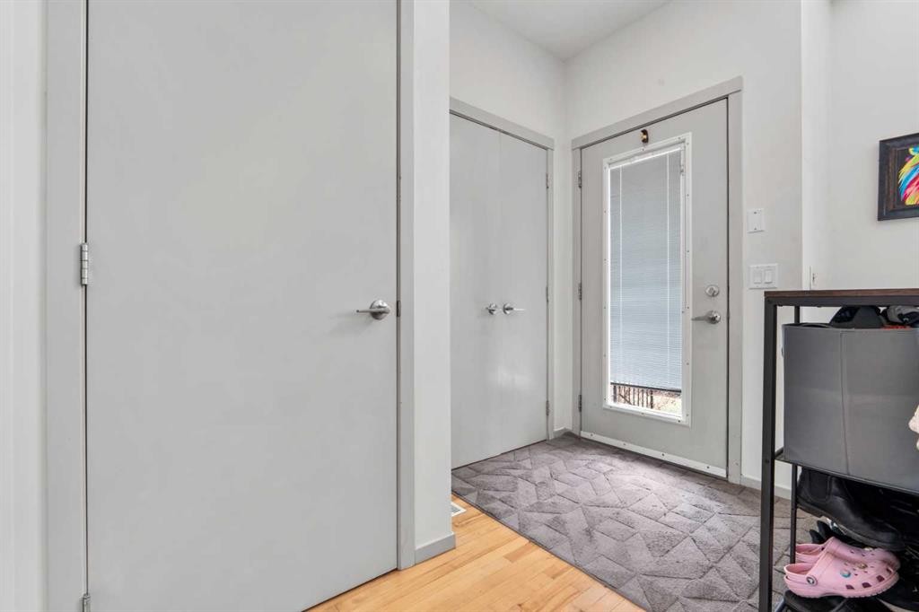 278 Copperstone Circle Se, Calgary, AB - Indoor Photo Showing Other Room