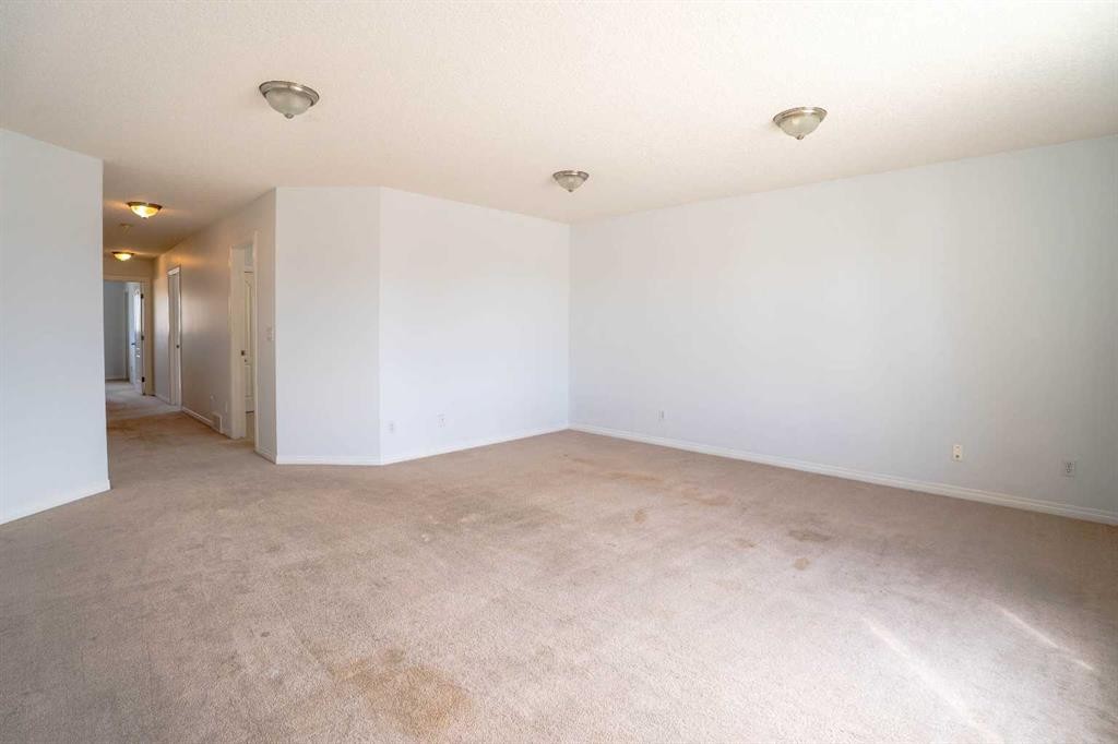 160 Covemeadow Road Ne, Calgary, AB - Indoor Photo Showing Other Room