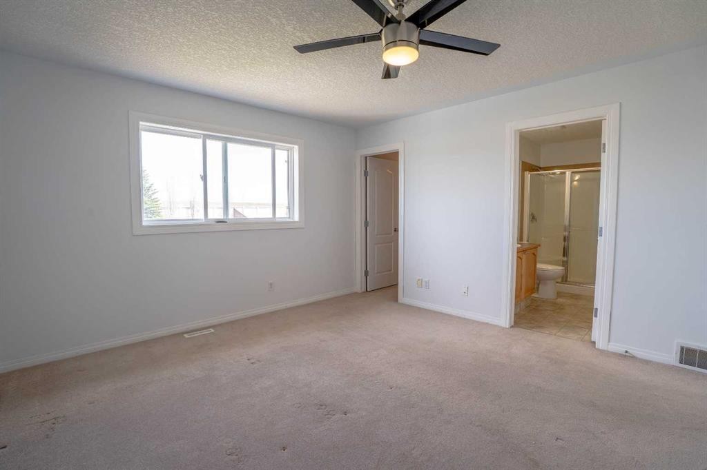 160 Covemeadow Road Ne, Calgary, AB - Indoor Photo Showing Other Room