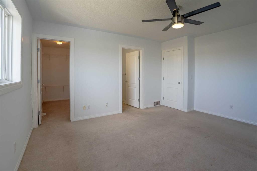 160 Covemeadow Road Ne, Calgary, AB - Indoor Photo Showing Other Room