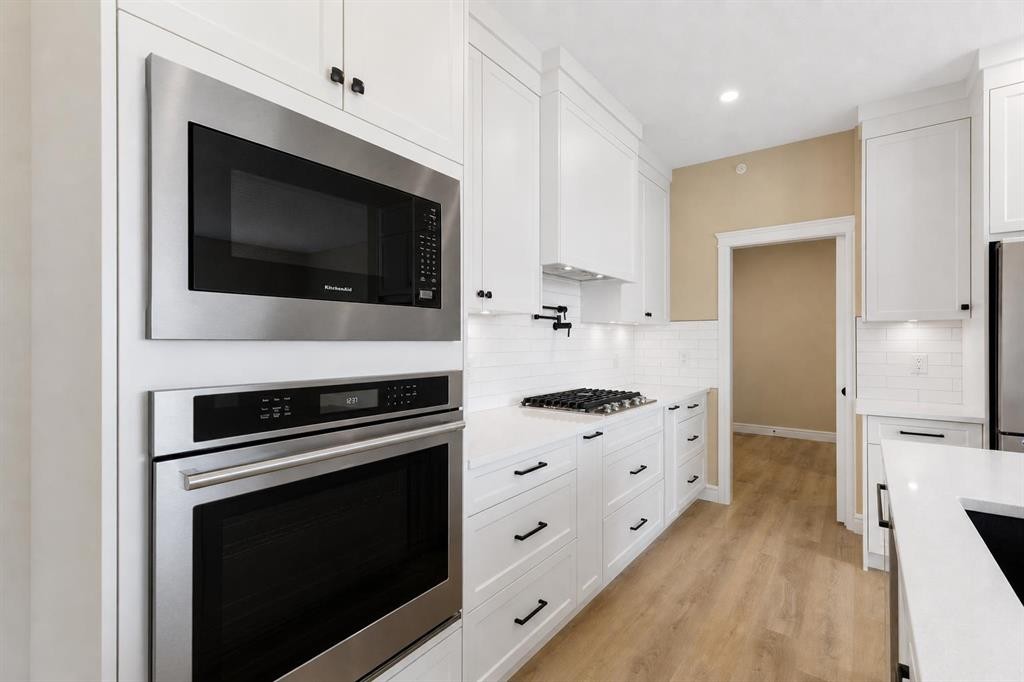 259 Muirfield Crescent, Lyalta, AB - Indoor Photo Showing Kitchen
