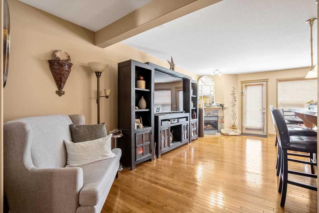 49 Spring Meadows Bay, Okotoks, AB - Indoor
