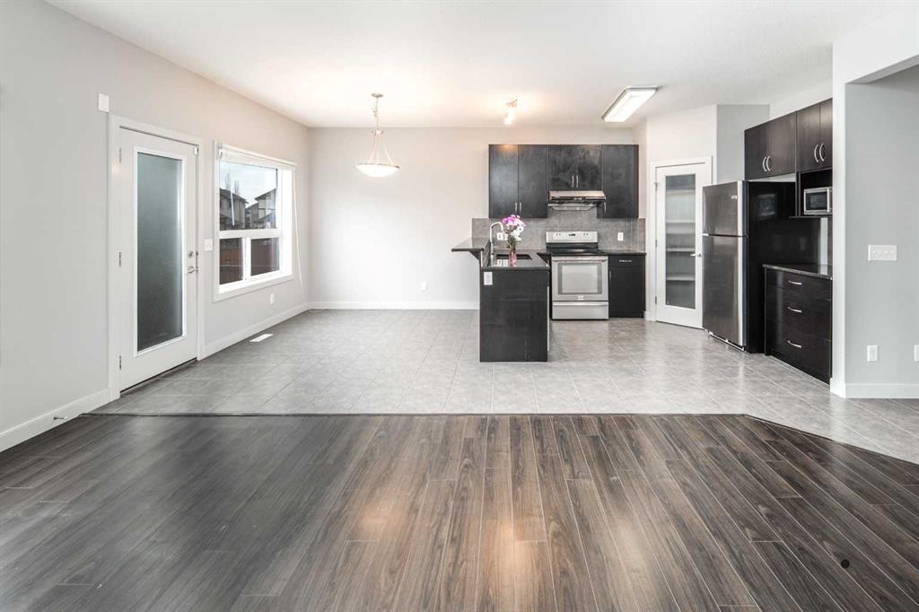 50 Everwoods Park Sw, Calgary, AB - Indoor